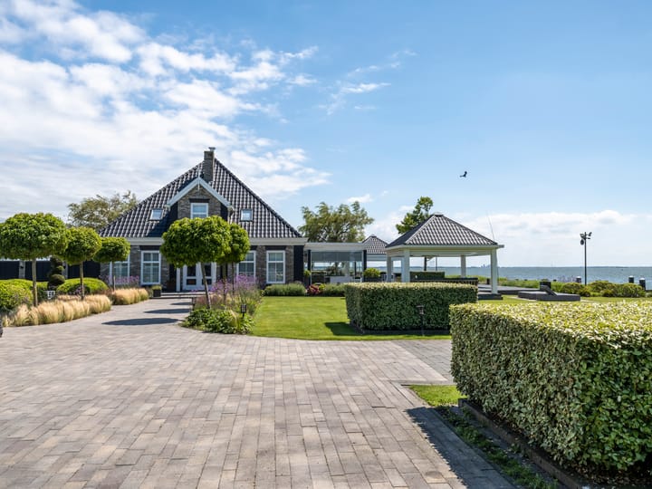 Photo 31 of Zeedijk 2-K