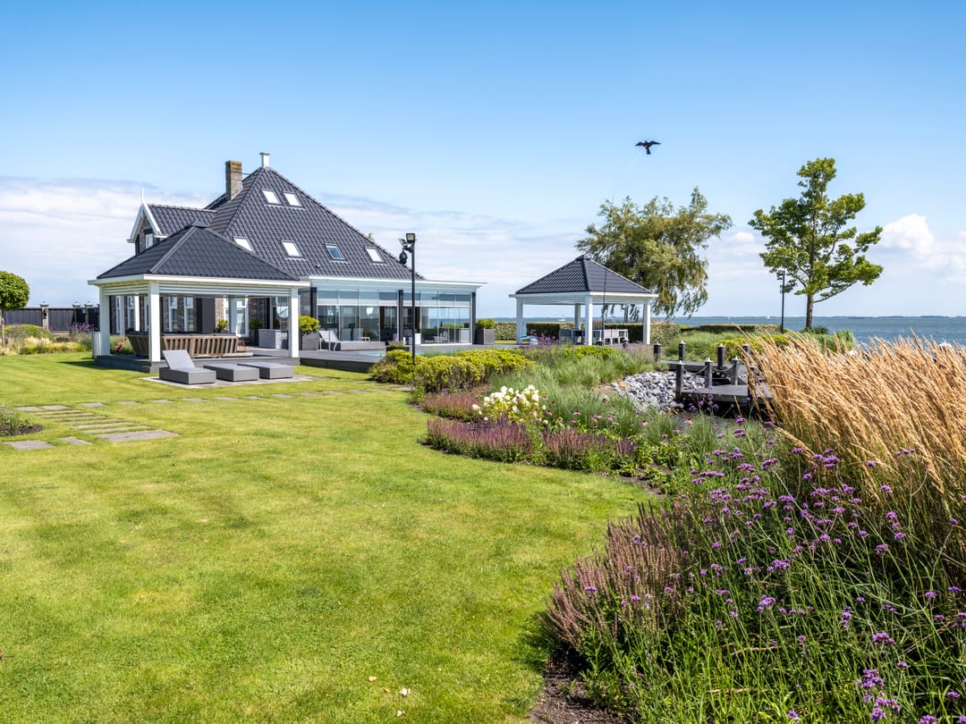 Photo 32 of Zeedijk 2-K