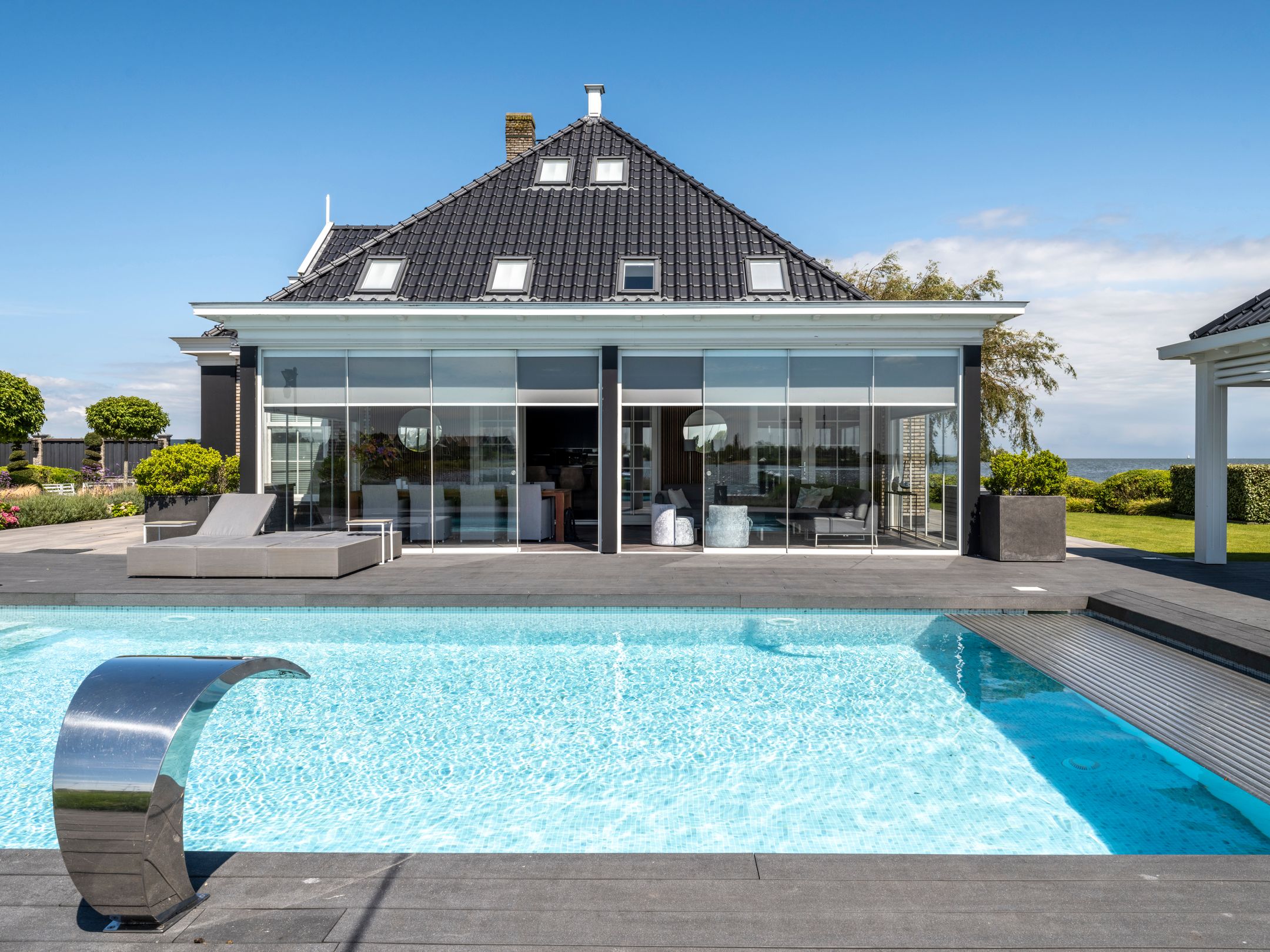 Photo 36 of Zeedijk 2-K