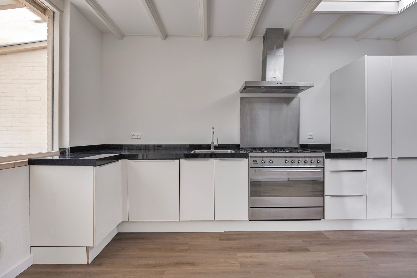 Photo 14 of Landstraat 39