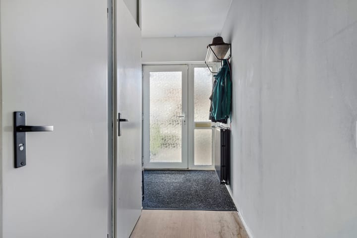 Foto 6 van Rijswijkstraat 1