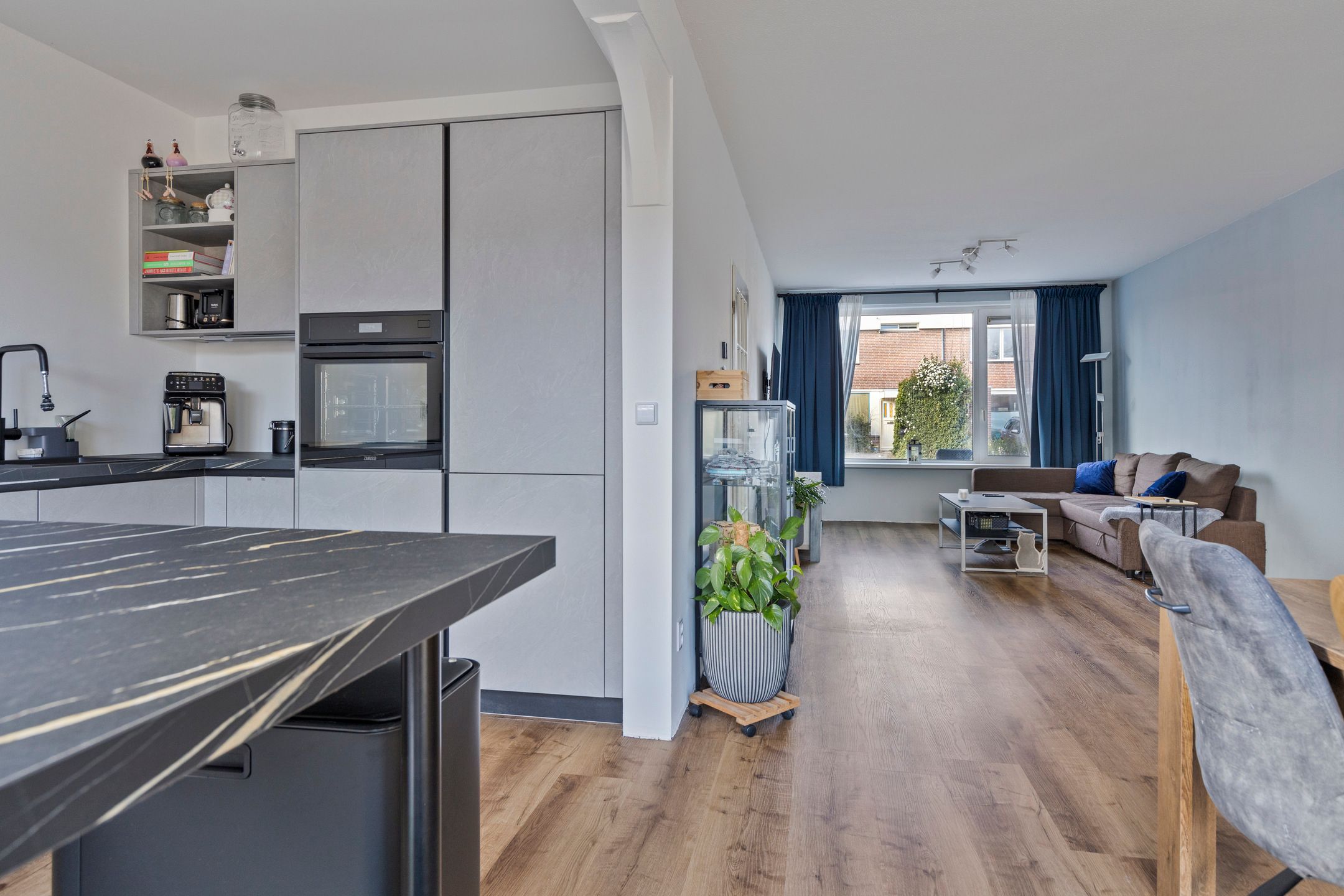 Foto 12 van Rijswijkstraat 1