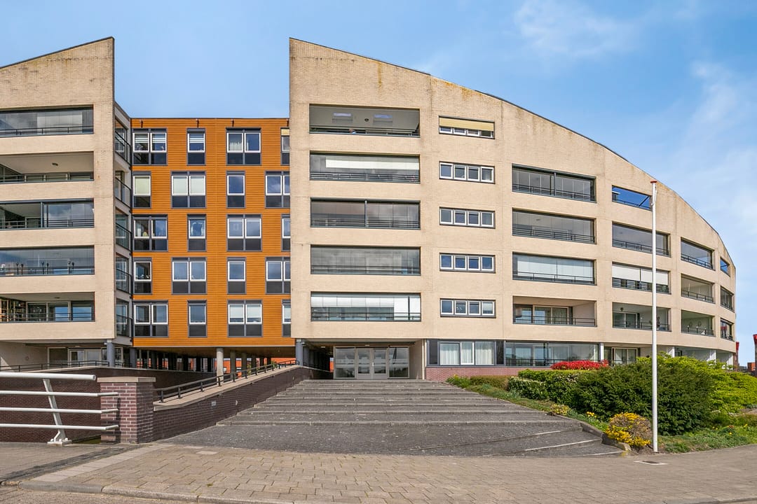 Photo 2 of Waddenring 91