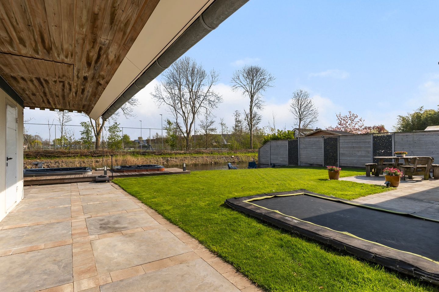 Foto 35 van Memerdastate 34