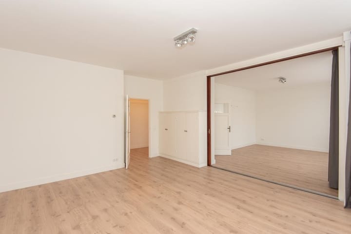 Photo 4 of Milletstraat 29-3