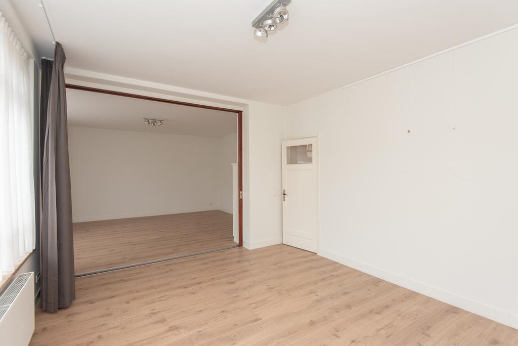 Photo 6 of Milletstraat 29-3