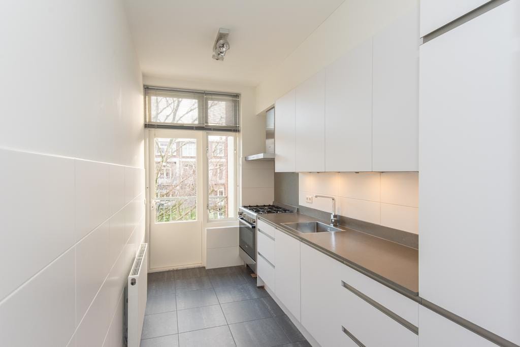 Photo 8 of Milletstraat 29-3