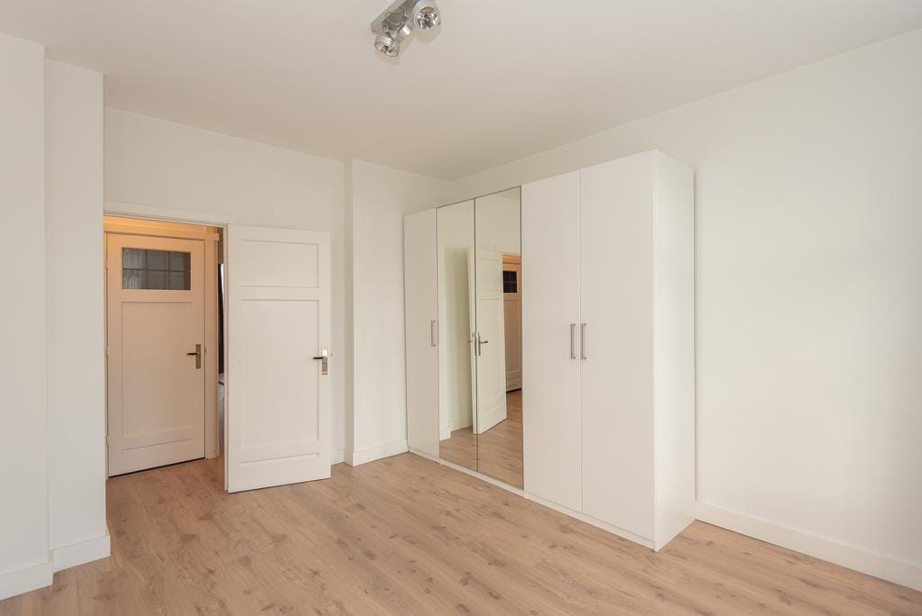 Photo 13 of Milletstraat 29-3