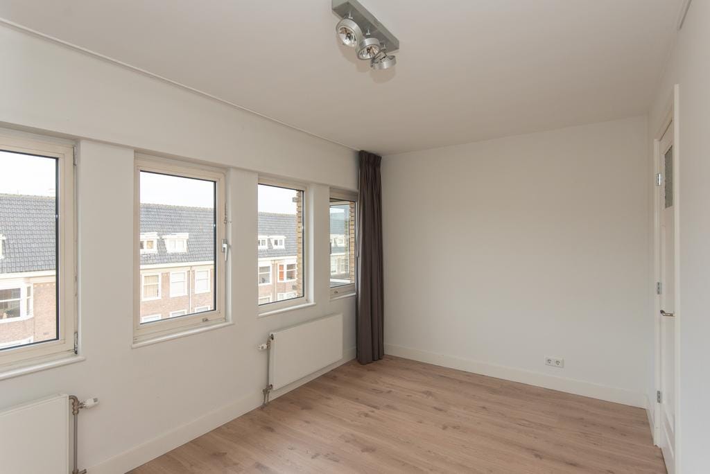 Photo 16 of Milletstraat 29-3