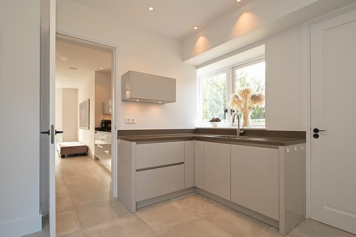 Foto 15 van Koninginneweg 10