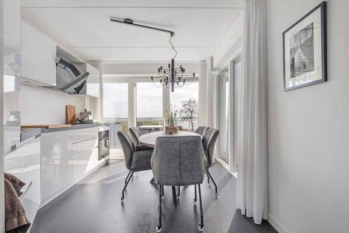 Photo 4 of Veneweg 290-001