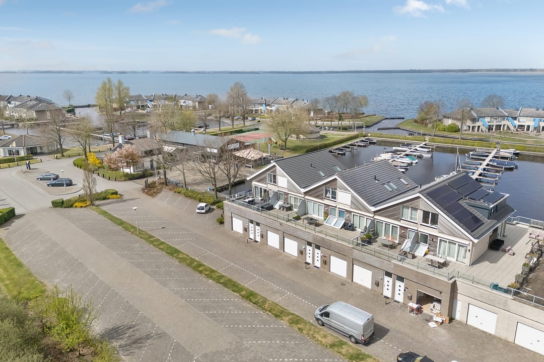 Photo 8 of Veneweg 290-001