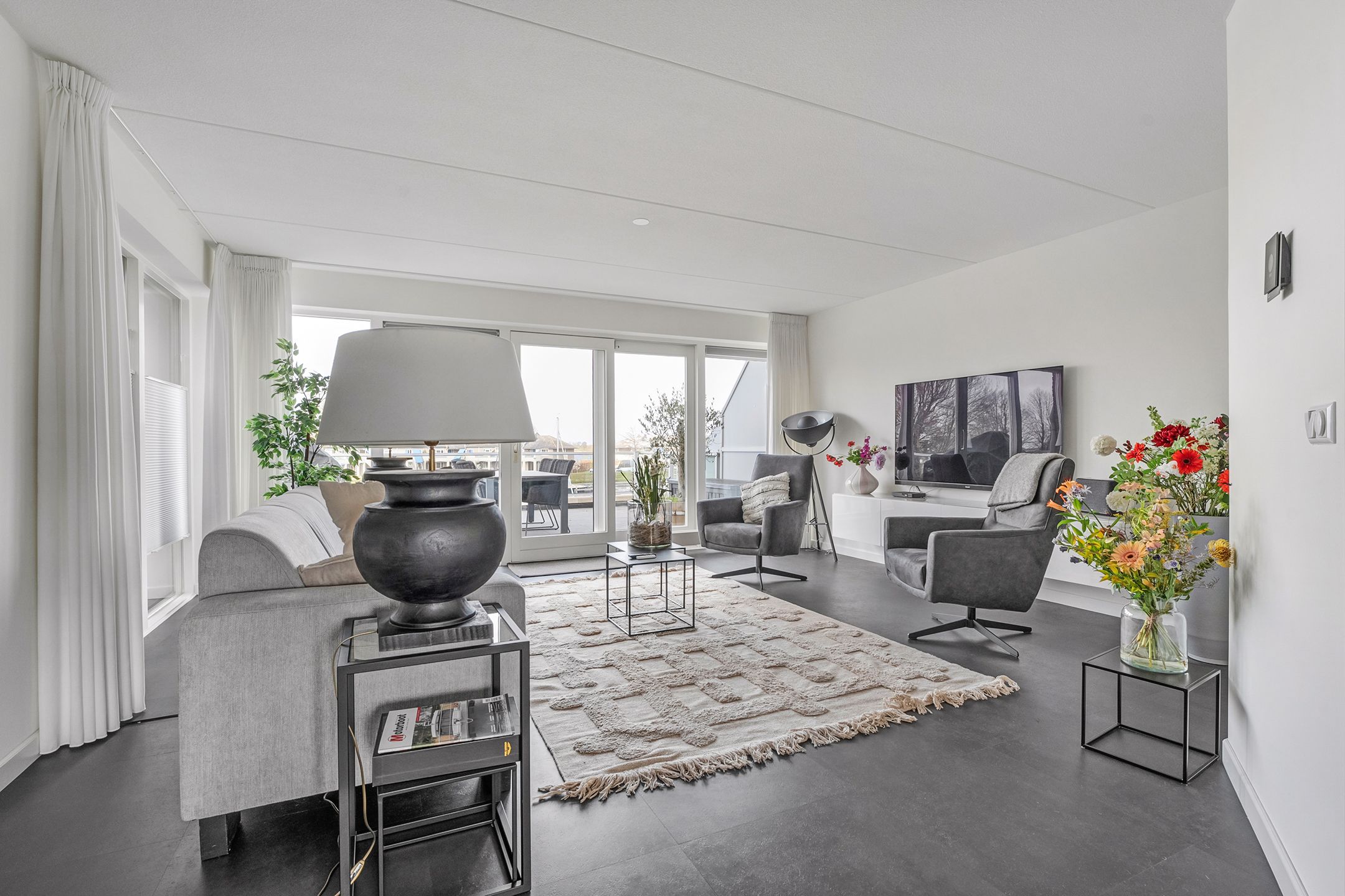 Photo 15 of Veneweg 290-001