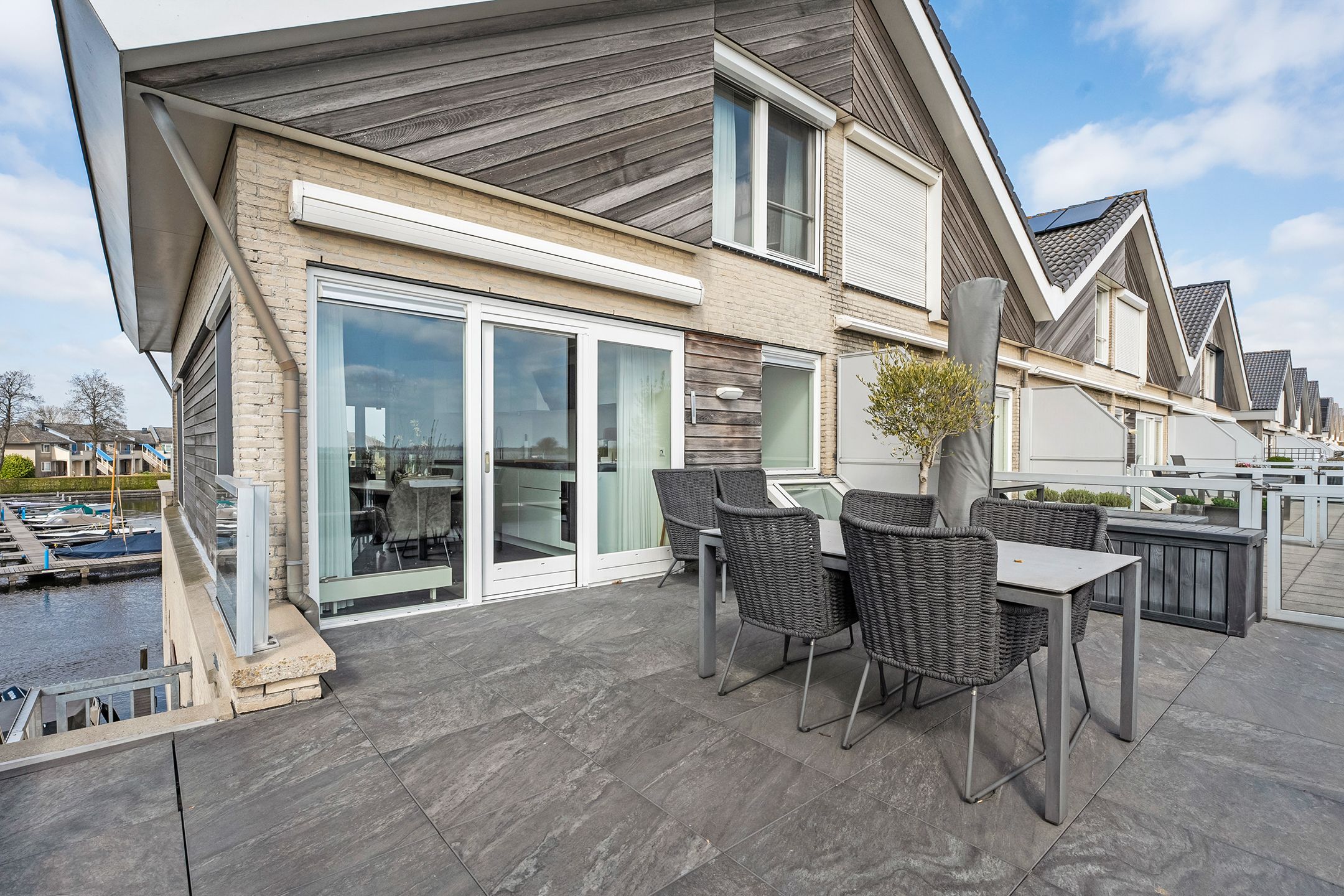 Photo 45 of Veneweg 290-001