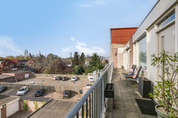 Foto 3 van Veldhovenring 34-H