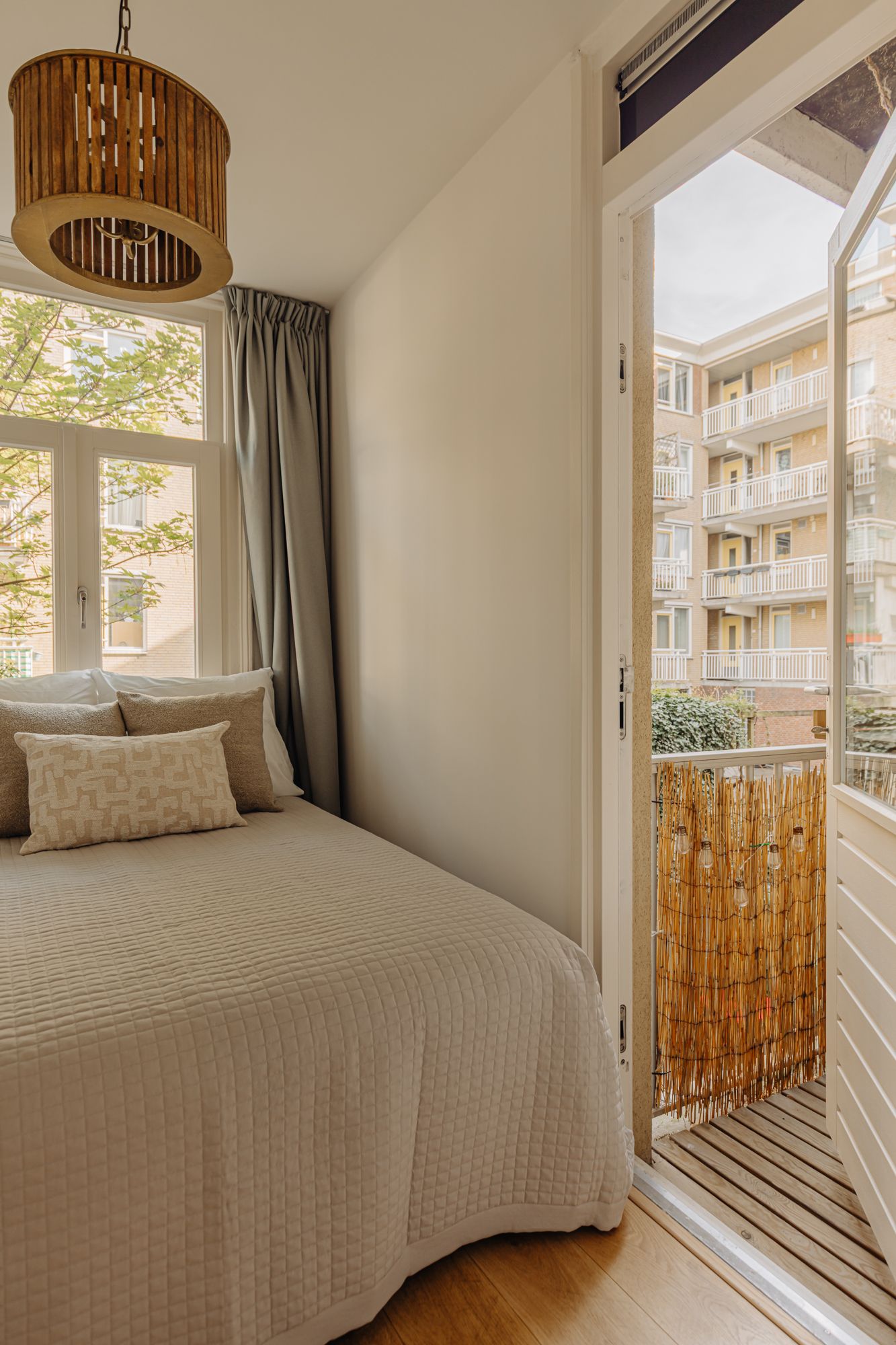 Foto 12 van Joan Melchior Kemperstraat 46-1