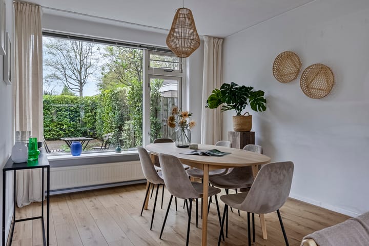 Photo 9 of Meindert Hobbemastraat 4