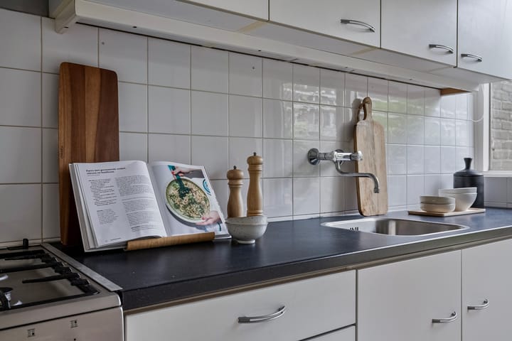 Photo 11 of Meindert Hobbemastraat 4