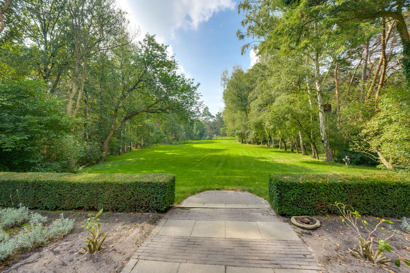 Photo 25 of Tilburgseweg 73