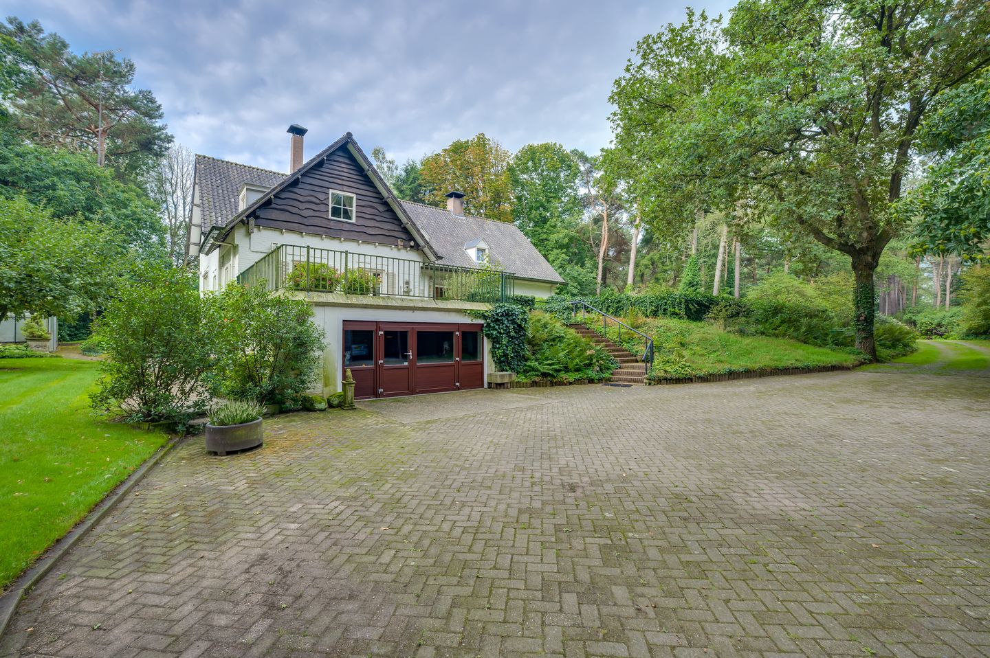 Photo 65 of Tilburgseweg 73