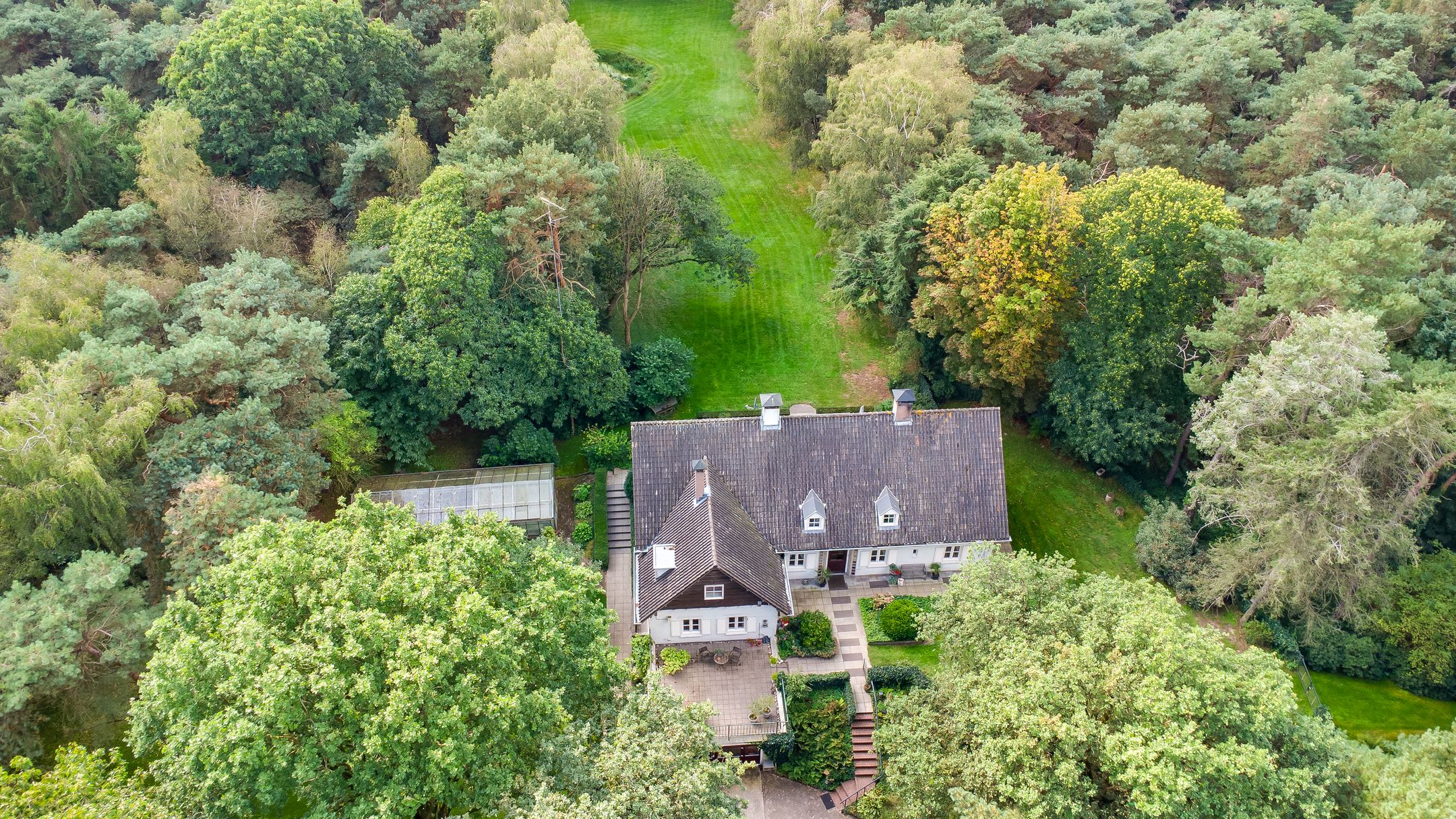 Photo 96 of Tilburgseweg 73