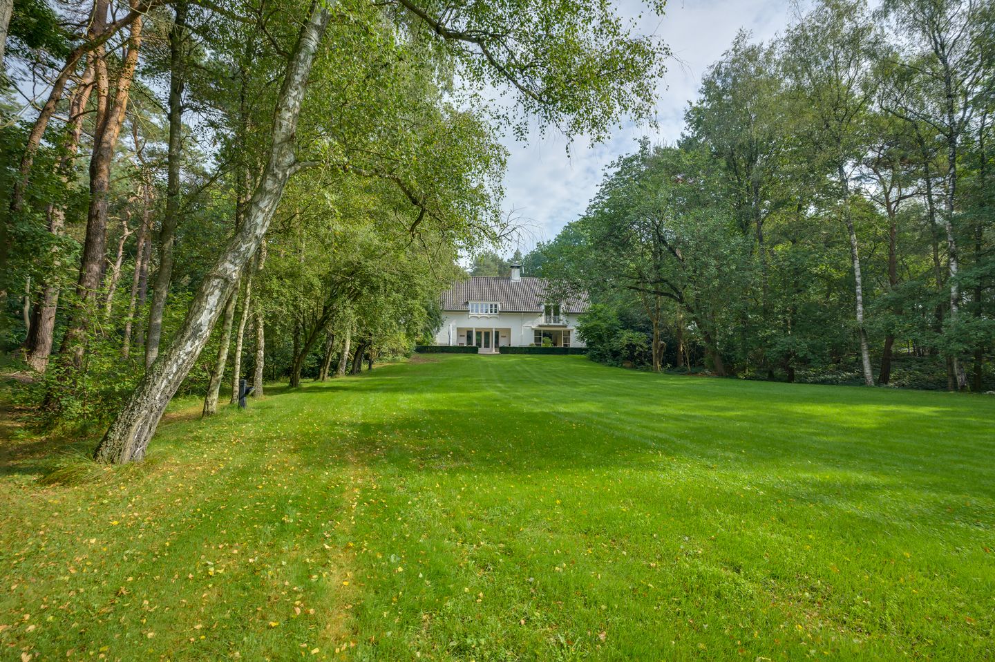 Photo 85 of Tilburgseweg 73