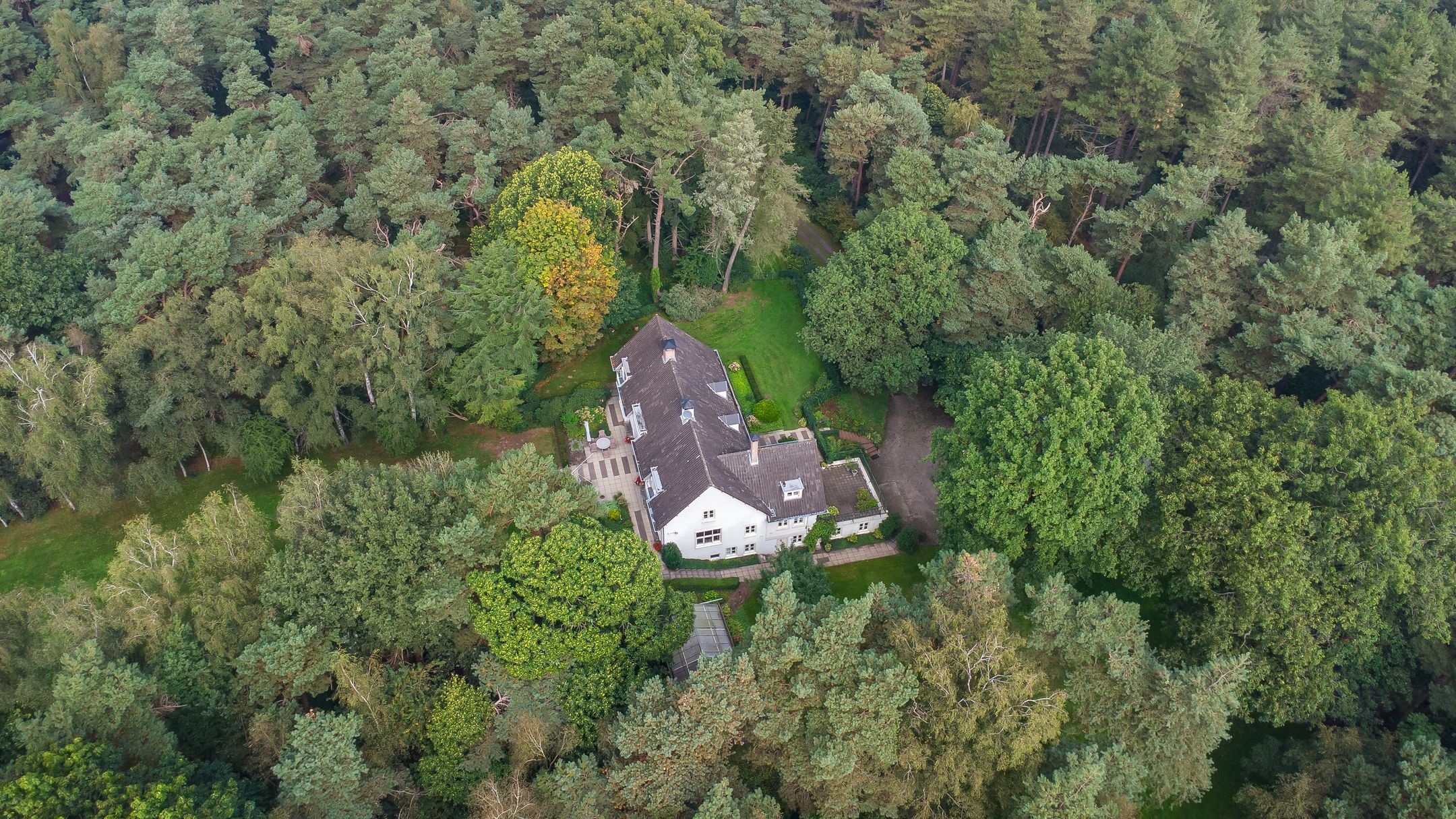 Photo 90 of Tilburgseweg 73