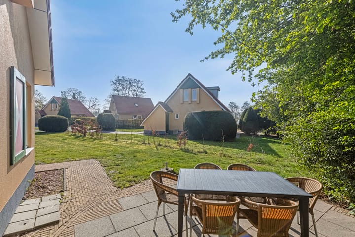 Foto 24 van Zuidlaarderweg 37-V23