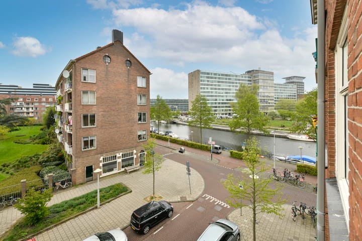 Foto 4 van Robert Scottstraat 52-2