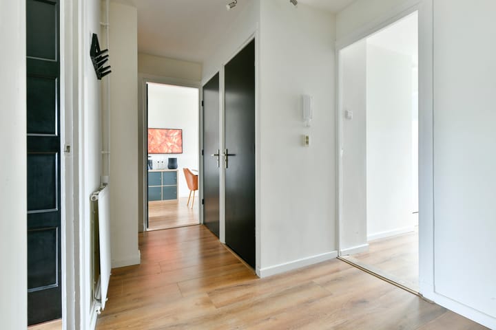 Foto 9 van Robert Scottstraat 52-2