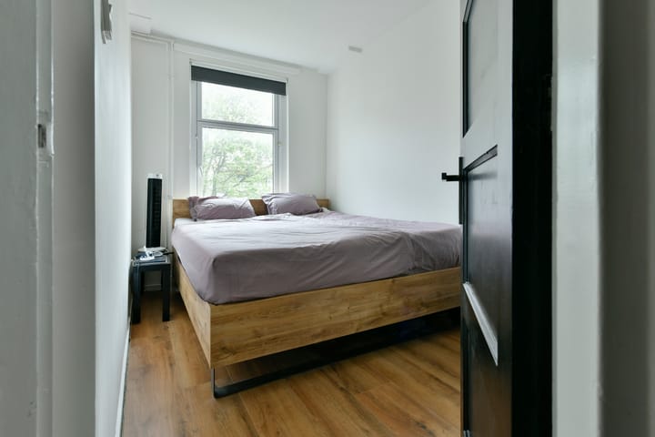 Foto 11 van Robert Scottstraat 52-2