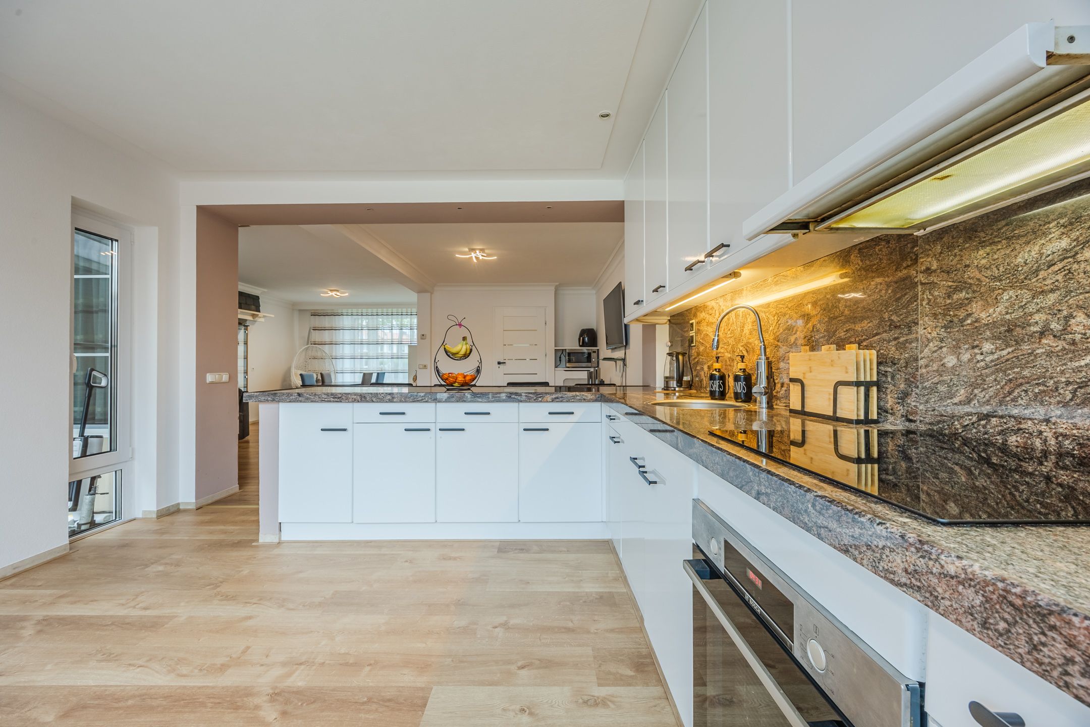 Foto 15 van Johan Brouwerstraat 20