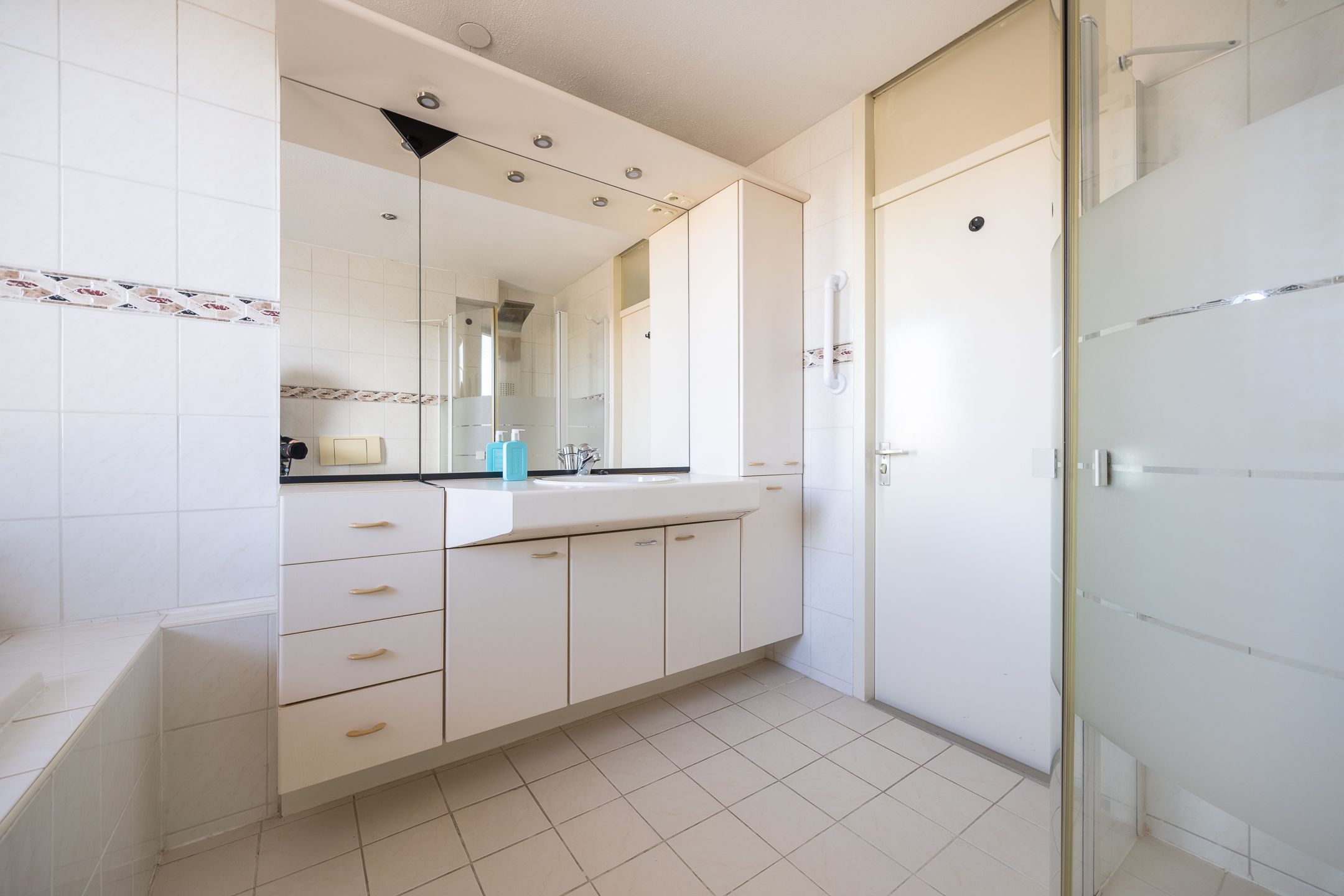 Foto 15 van Wielingen 28