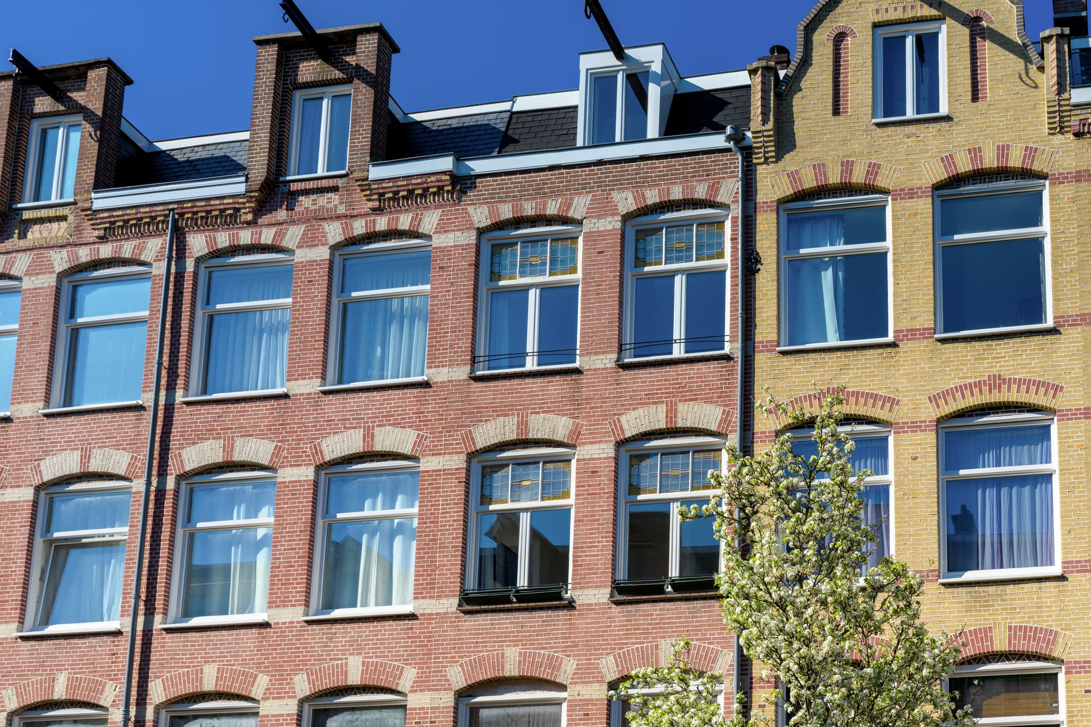 Foto 27 van Van Boetzelaerstraat 36-2