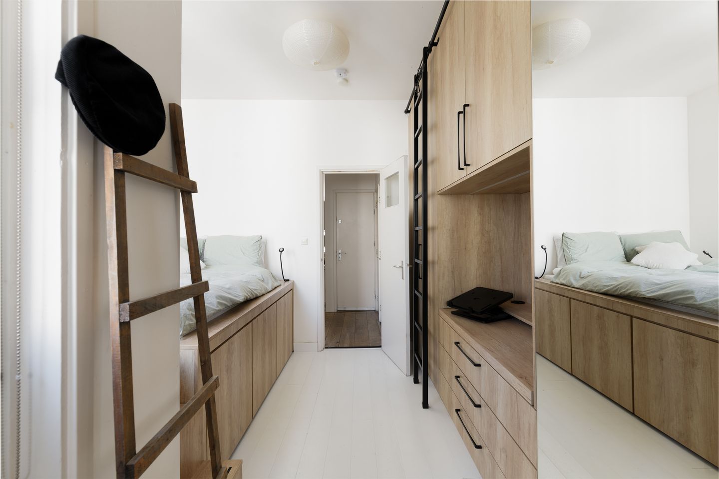 Foto 4 van Van Boetzelaerstraat 36-2