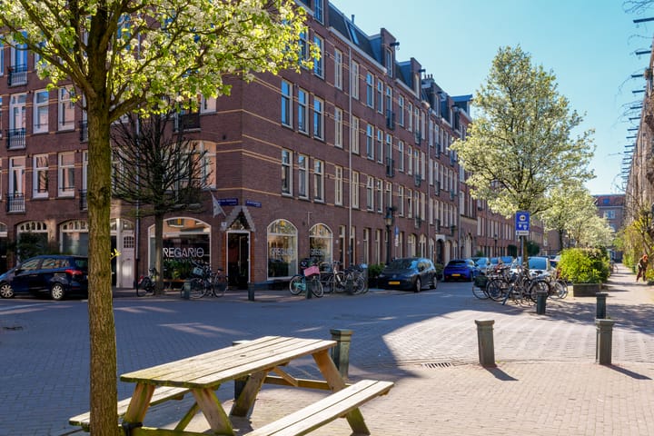 Foto 30 van Van Boetzelaerstraat 36-2