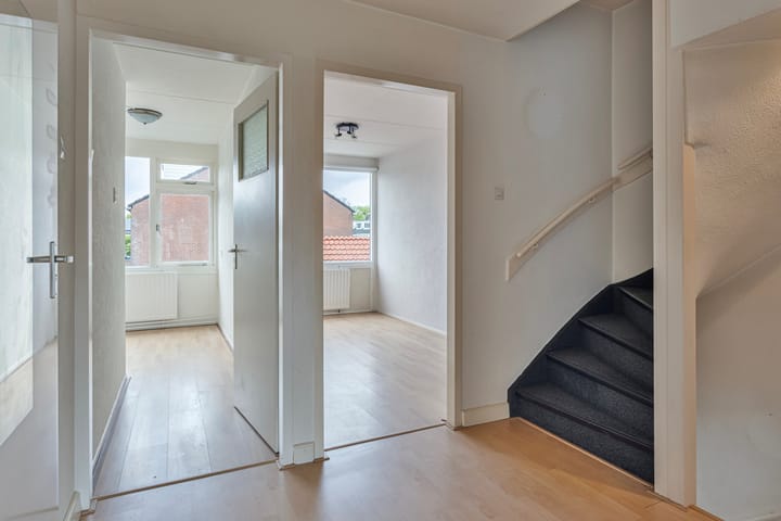 Foto 12 van Valeriaanlaan 54