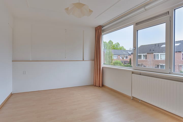 Foto 15 van Valeriaanlaan 54