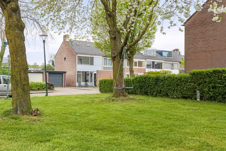 Foto 33 van Valeriaanlaan 54