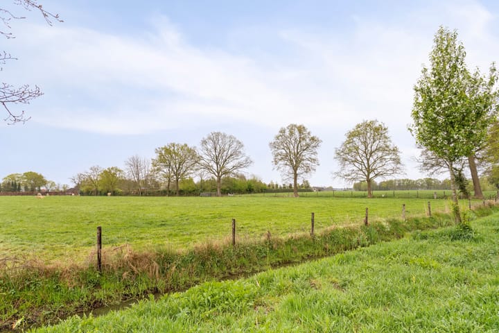 Foto 35 van Valeriaanlaan 54