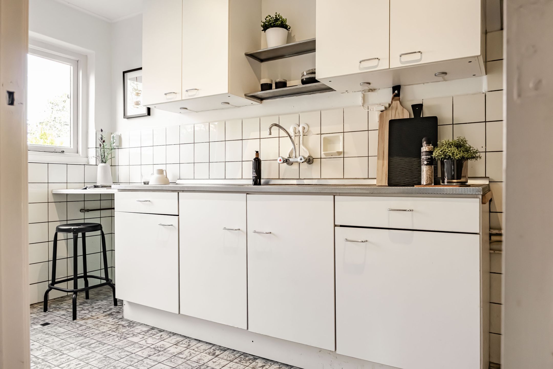 Photo 18 of Antillenstraat 5