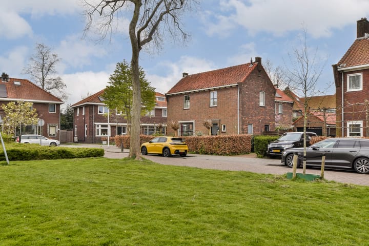 Photo 1 of Lindenlaan 1