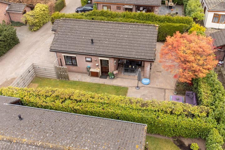 Photo 2 of Rodeschuurderwegje 11-13