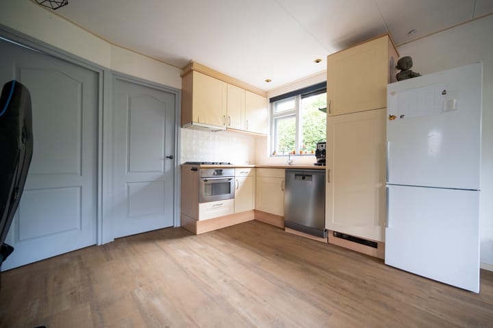 Foto 17 van Rodeschuurderwegje 11-13