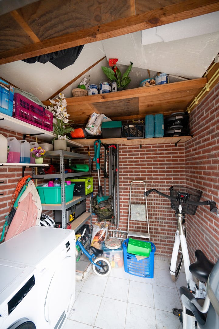 Foto 34 van Rodeschuurderwegje 11-13