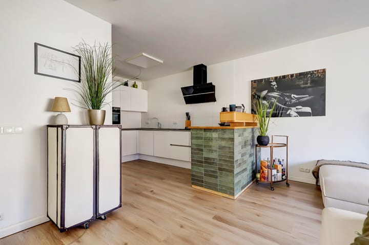 Photo 12 of Spoorstraat 49-D