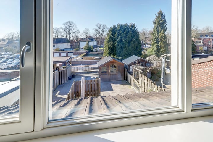 Photo 31 of Spoorstraat 49-D