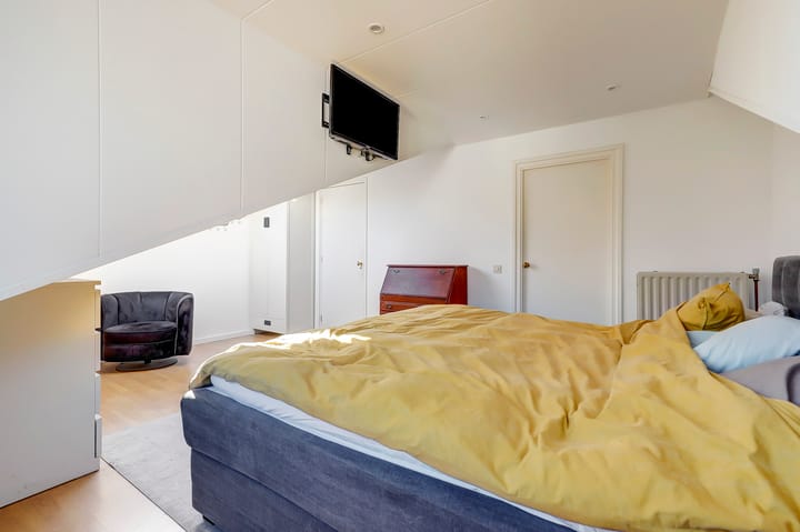 Photo 34 of Spoorstraat 49-D