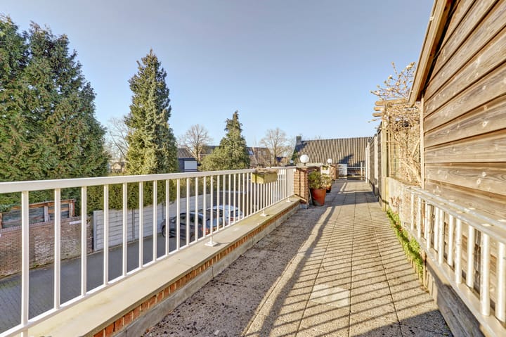 Photo 48 of Spoorstraat 49-D