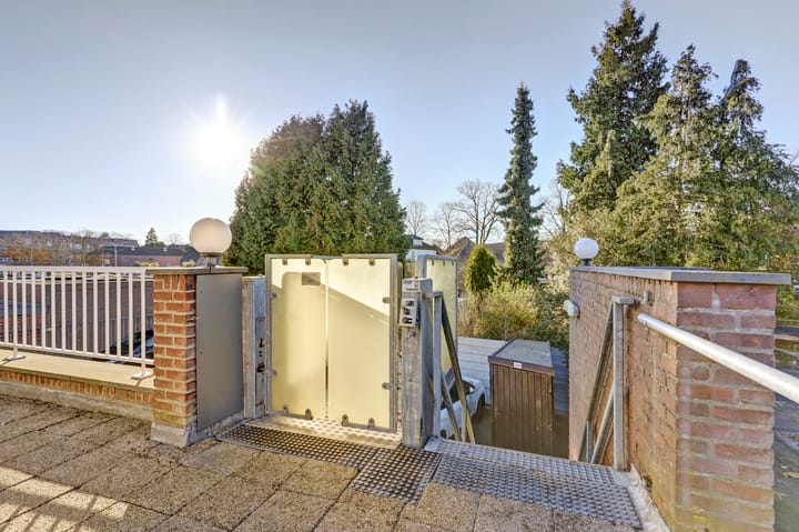 Photo 50 of Spoorstraat 49-D